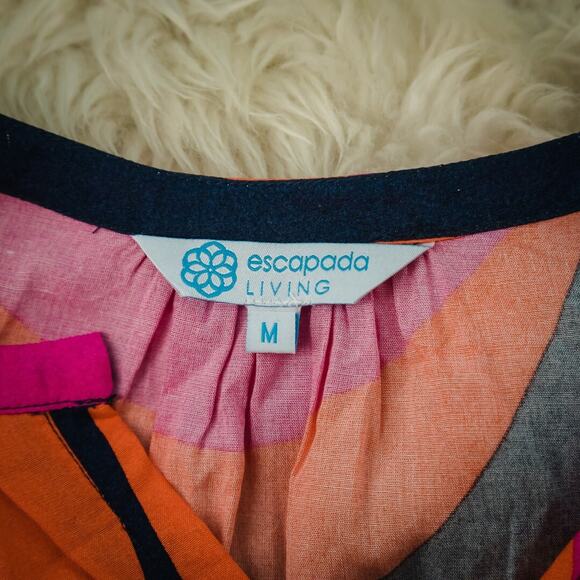 Escapada Size Medium M Blue Pink Print Split V Neck Cut Out Sleeve Tunic Top - Picture 4 of 6